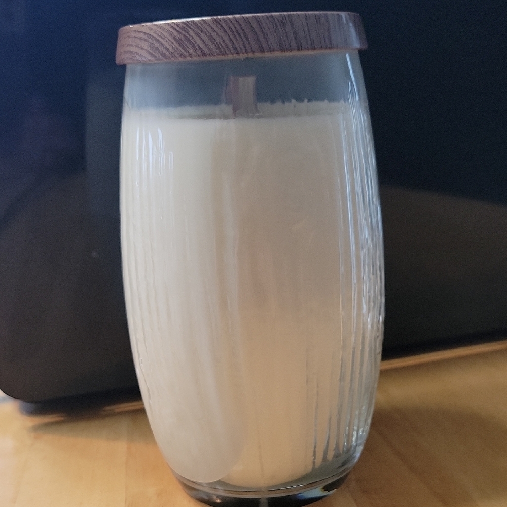 Yankee Candle Light Brown Wooden Accent Candle Holder